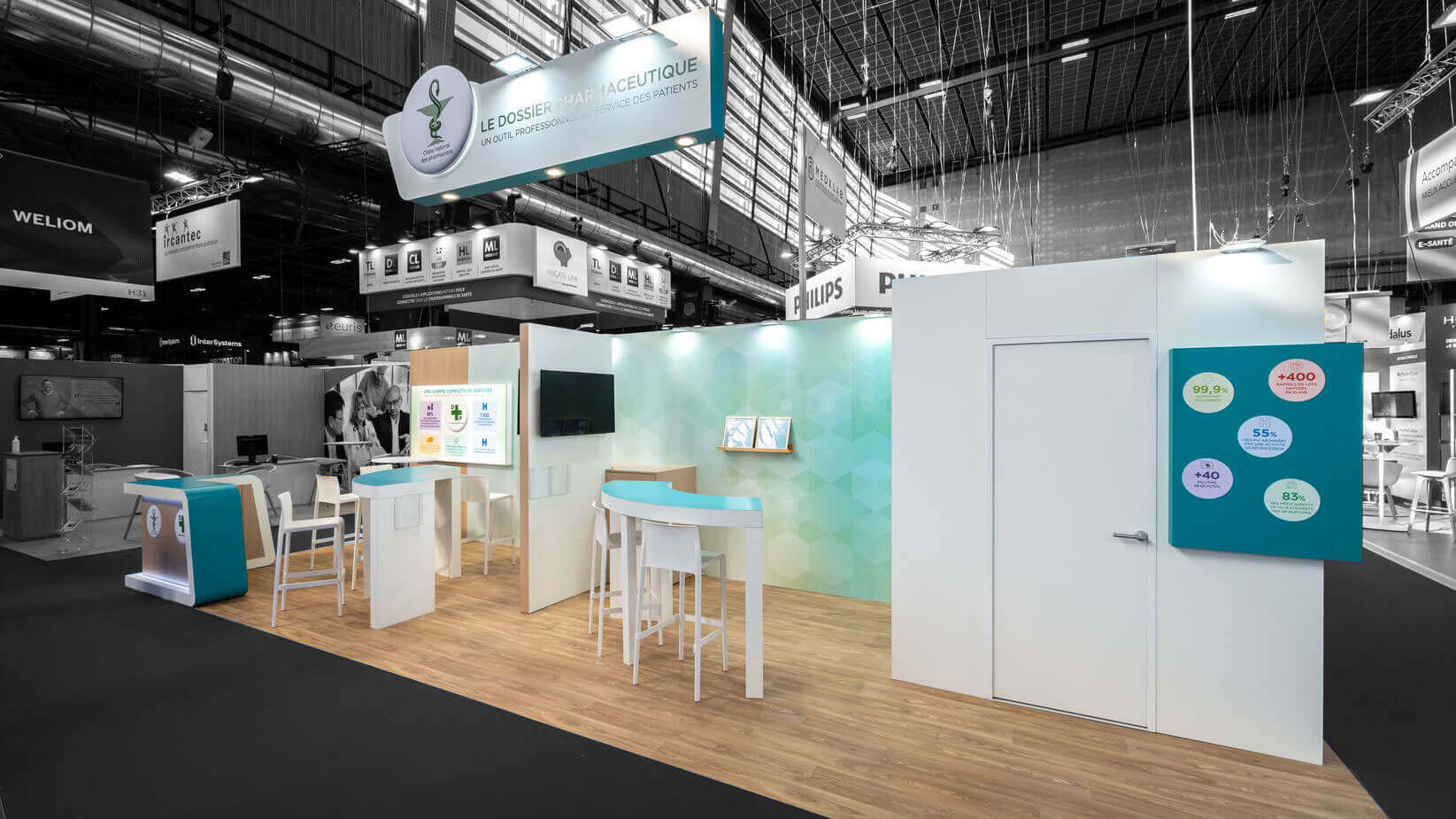 vue de profil du stand sur-mesure CNOP au salon Santexpo 2022