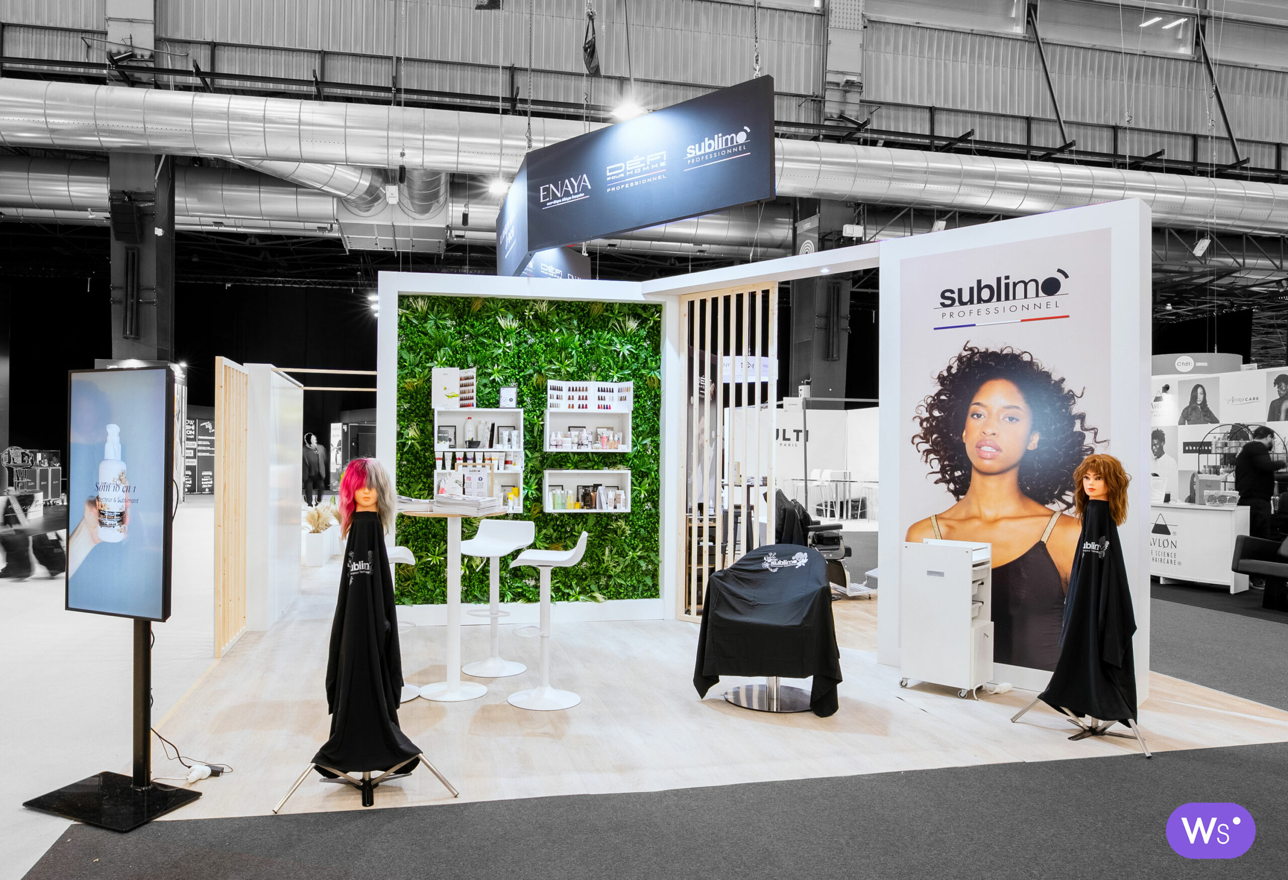 Vu d'intérieur du stand sur-mesure ACTIVA au MCB 2024