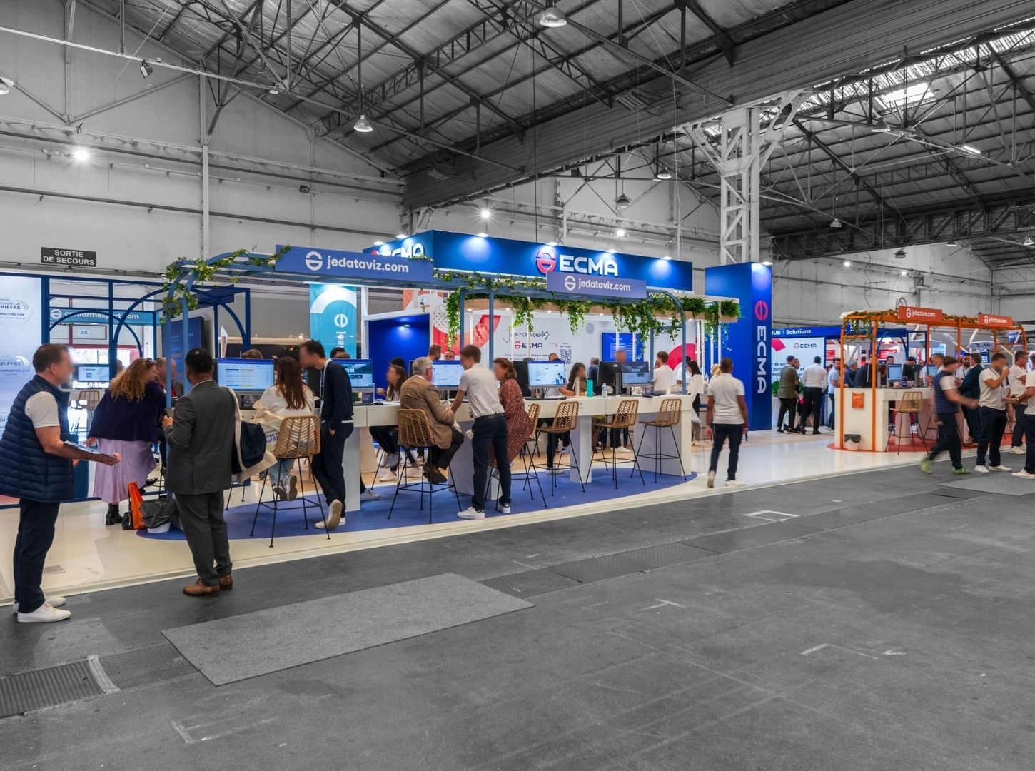 Vu d'ensemble du stand sur mesure ECMA lors du salon des Experts Compables 2024