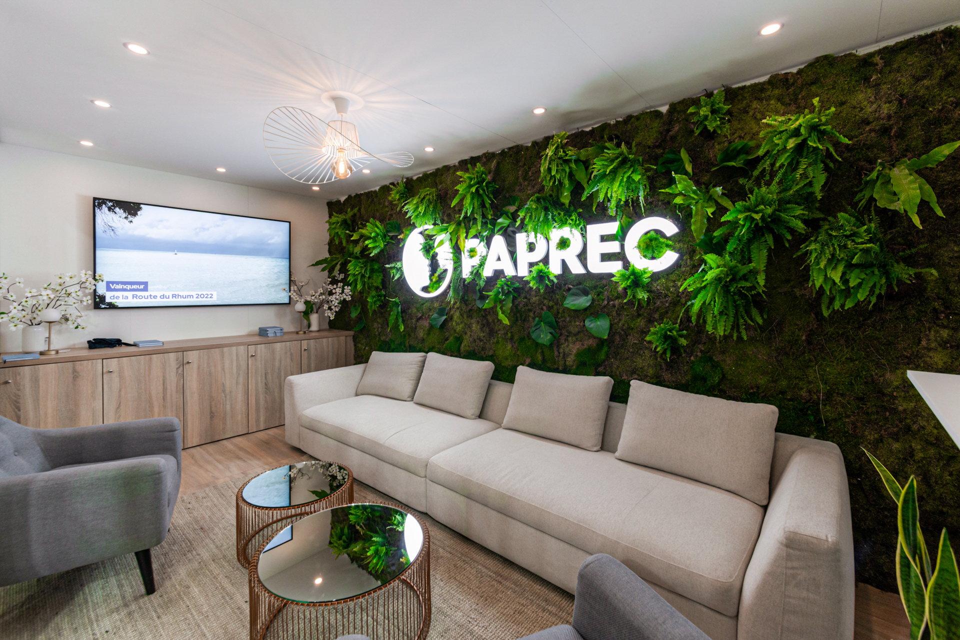 Vue d'intérieur du stand sur-mesure Paprec au salon Pollutec 2025.